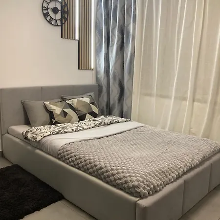 Green Park Downtown * Βαρσοβία